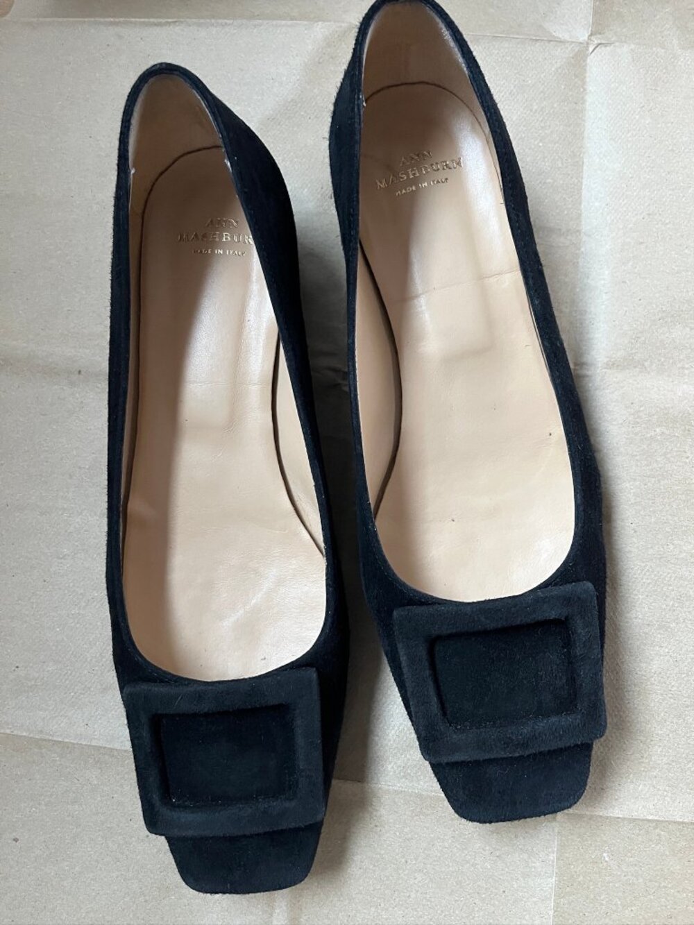 Ann Mashburn black suede pumps with buckle